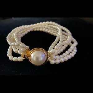 BRIDAL COSTUME PEARL BRACELET